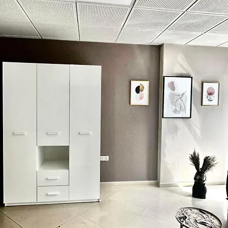 Apartment Sunny 1 Warna