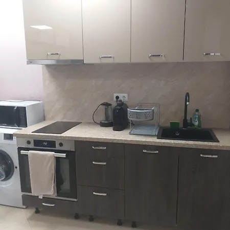 Sunny 1 Apartment *